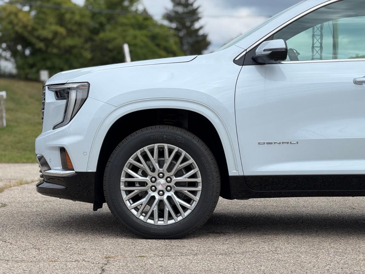 2026 GMC Acadia Denali 4dr All-Wheel Drive Photo