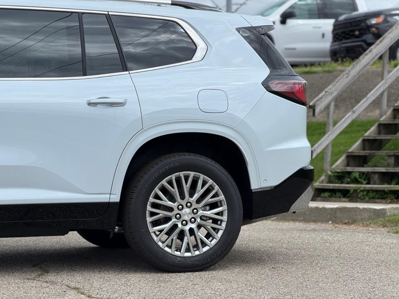 2026 GMC Acadia Denali 4dr All-Wheel Drive Photo