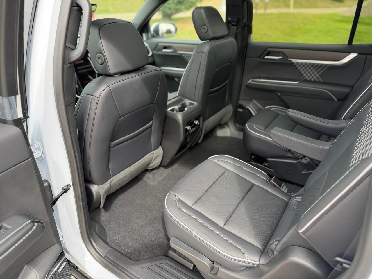 2026 GMC Acadia Denali 4dr All-Wheel Drive Photo