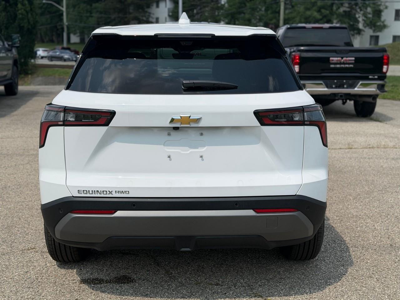 2027 Chevrolet Equinox LT 4dr All-Wheel Drive Photo