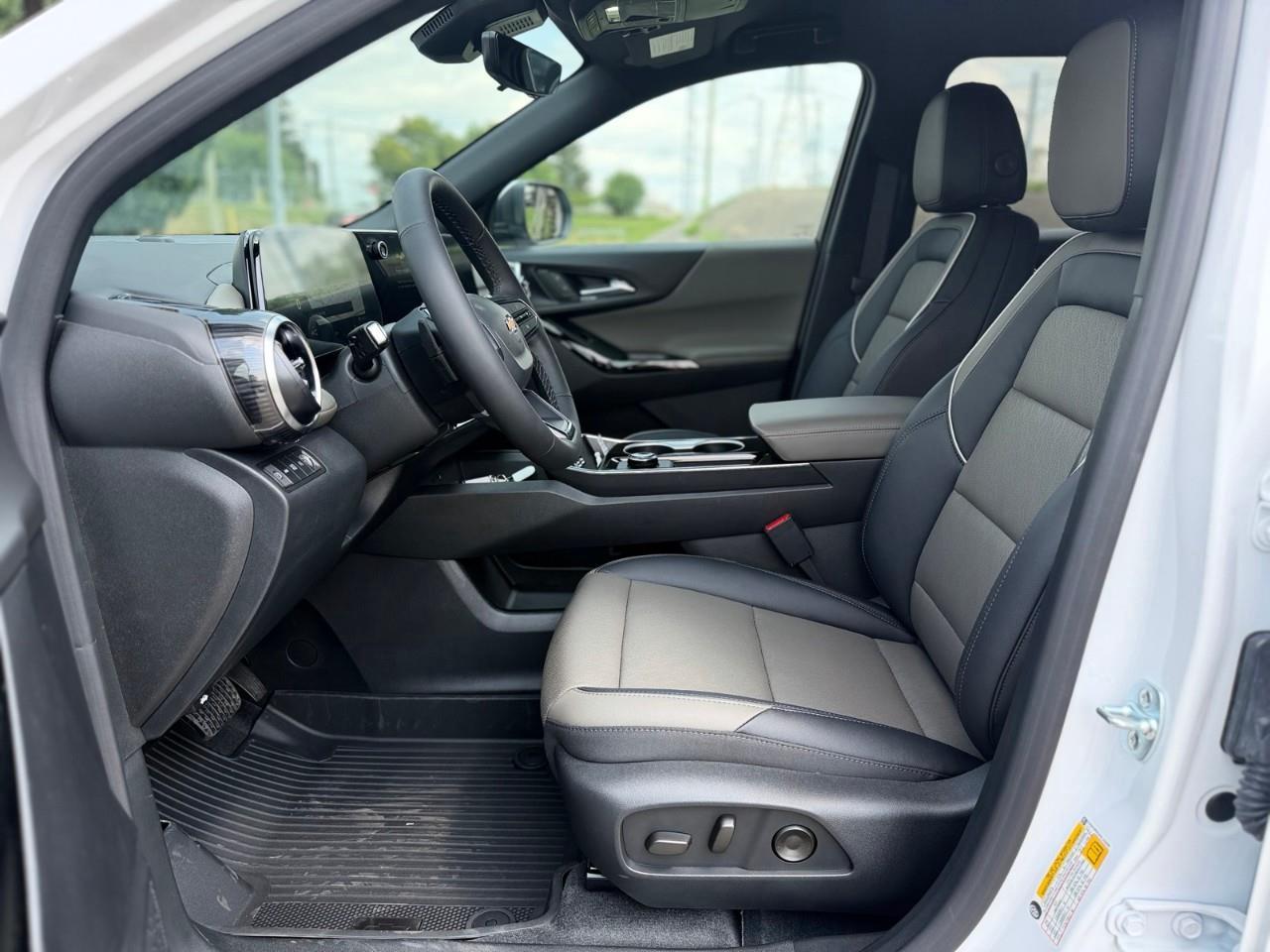 2027 Chevrolet Equinox LT 4dr All-Wheel Drive Photo