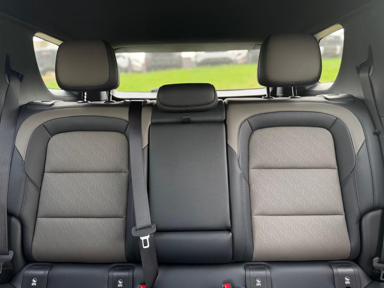 2027 Chevrolet Equinox LT 4dr All-Wheel Drive Photo