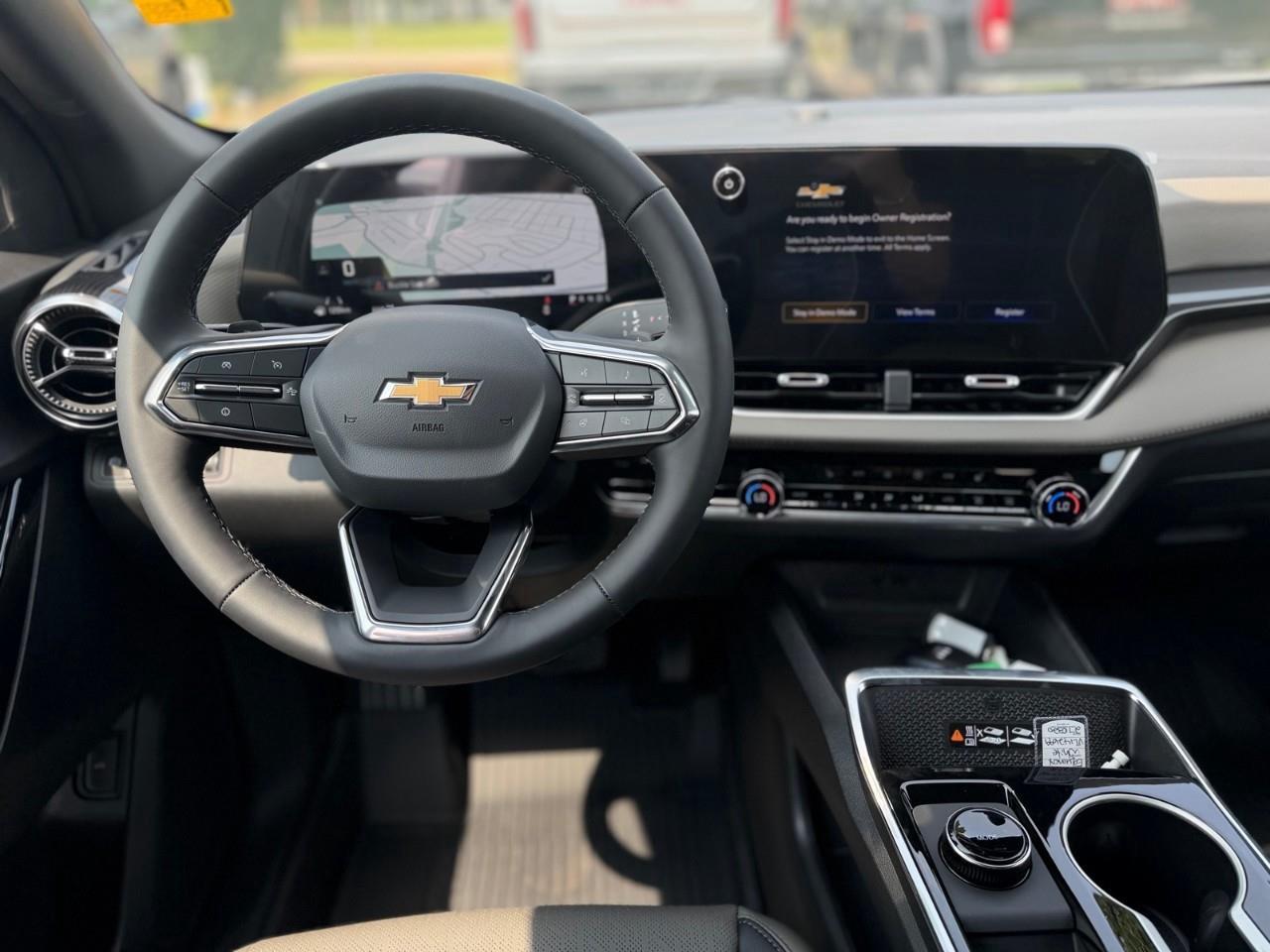 2027 Chevrolet Equinox LT 4dr All-Wheel Drive Photo