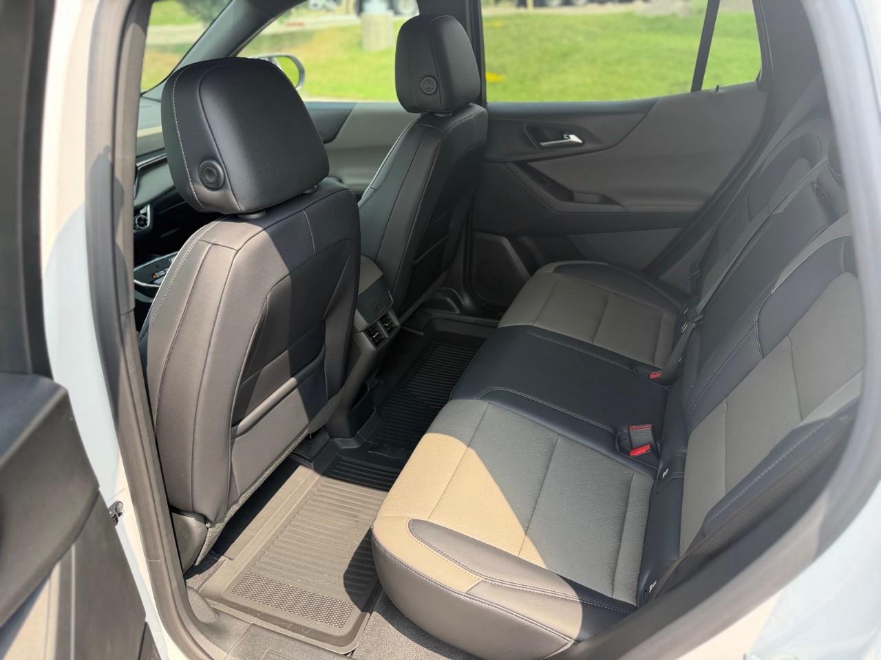 2027 Chevrolet Equinox LT 4dr All-Wheel Drive Photo