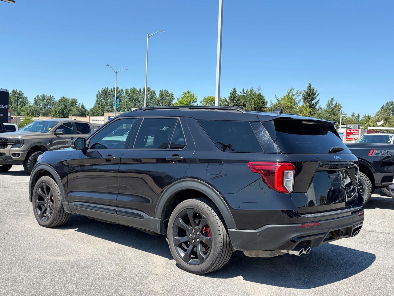 2022 Ford Explorer ST 4dr 4x4 Photo