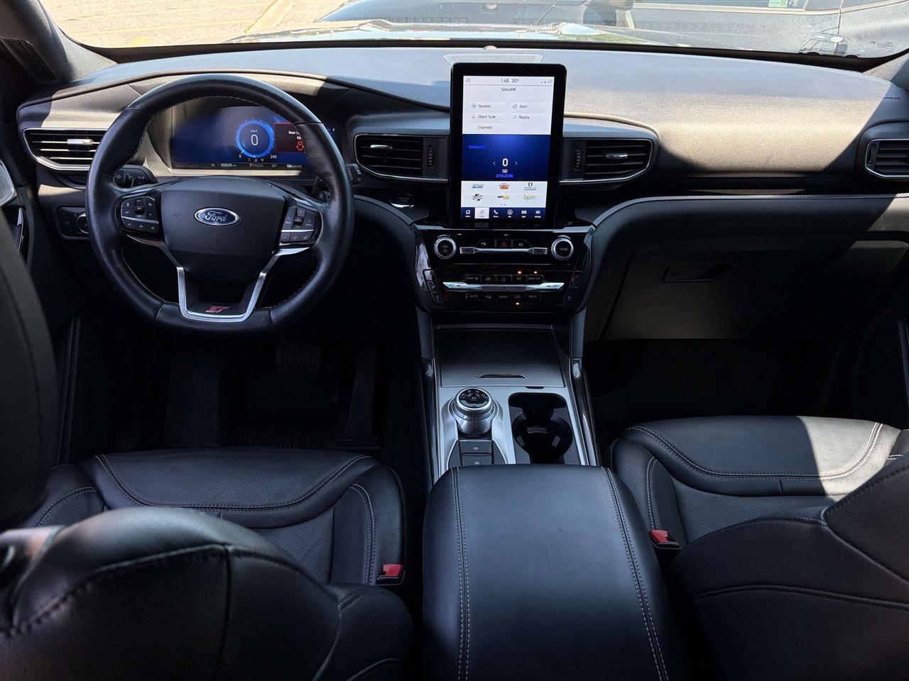 2022 Ford Explorer ST 4dr 4x4 Photo