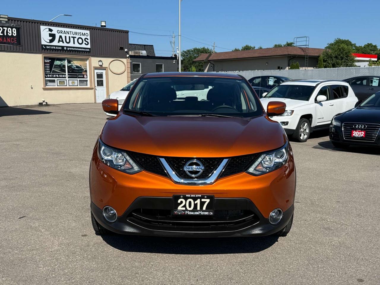 2017 Nissan Qashqai AWD SV  ACCIDENT FREE SUN ROOF CERTIFIED MINT Photo1