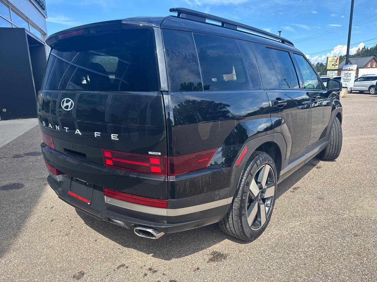 2025 Hyundai Santa Fe Luxury 4dr All-Wheel Drive Photo