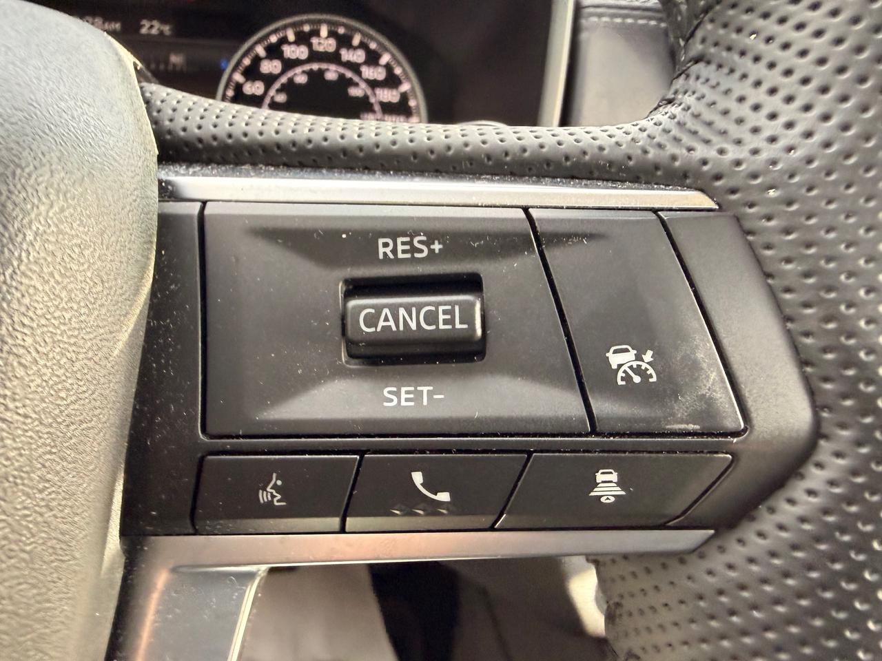2024 Mitsubishi Outlander LE 4dr S-AWC Photo