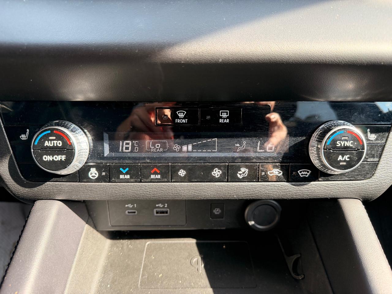 2024 Mitsubishi Outlander LE 4dr S-AWC Photo