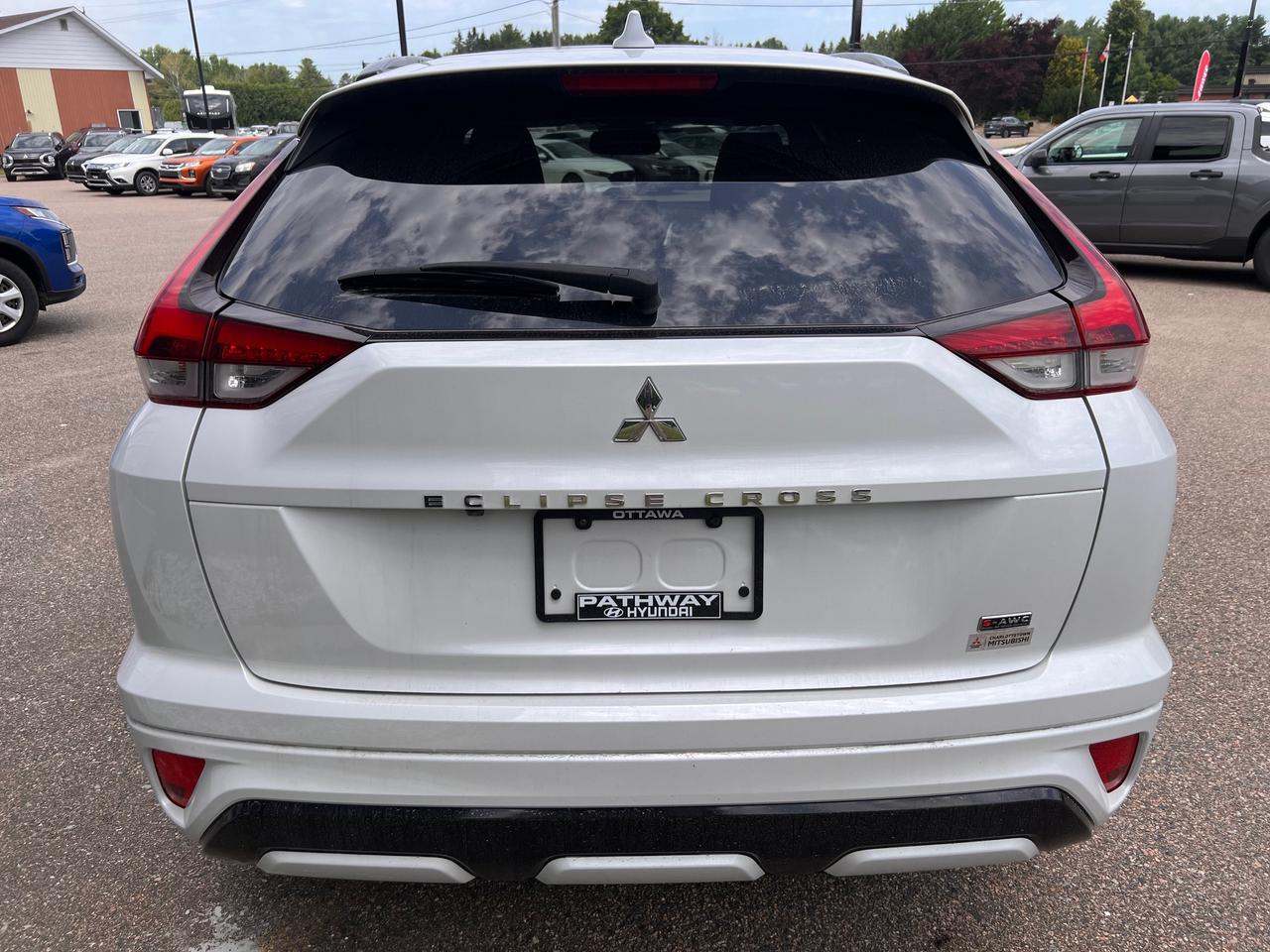 2024 Mitsubishi Eclipse Cross GT 4dr S-AWC Photo