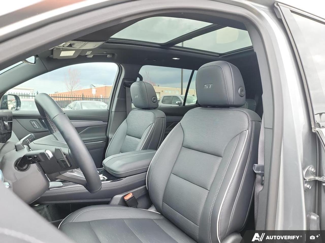2025 Buick Enclave Sport Touring   DEMO Photo