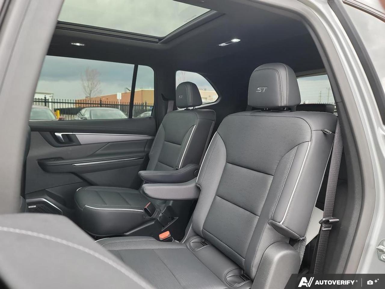 2025 Buick Enclave Sport Touring   DEMO Photo