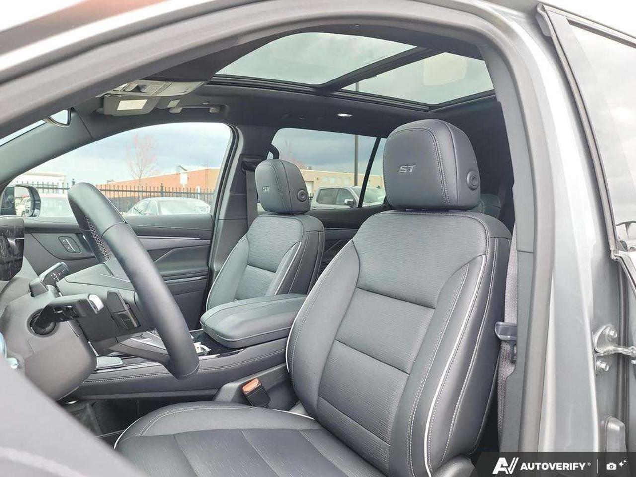 2025 Buick Enclave Sport Touring   DEMO   SUPER CRUISE   PANO ROOF Photo