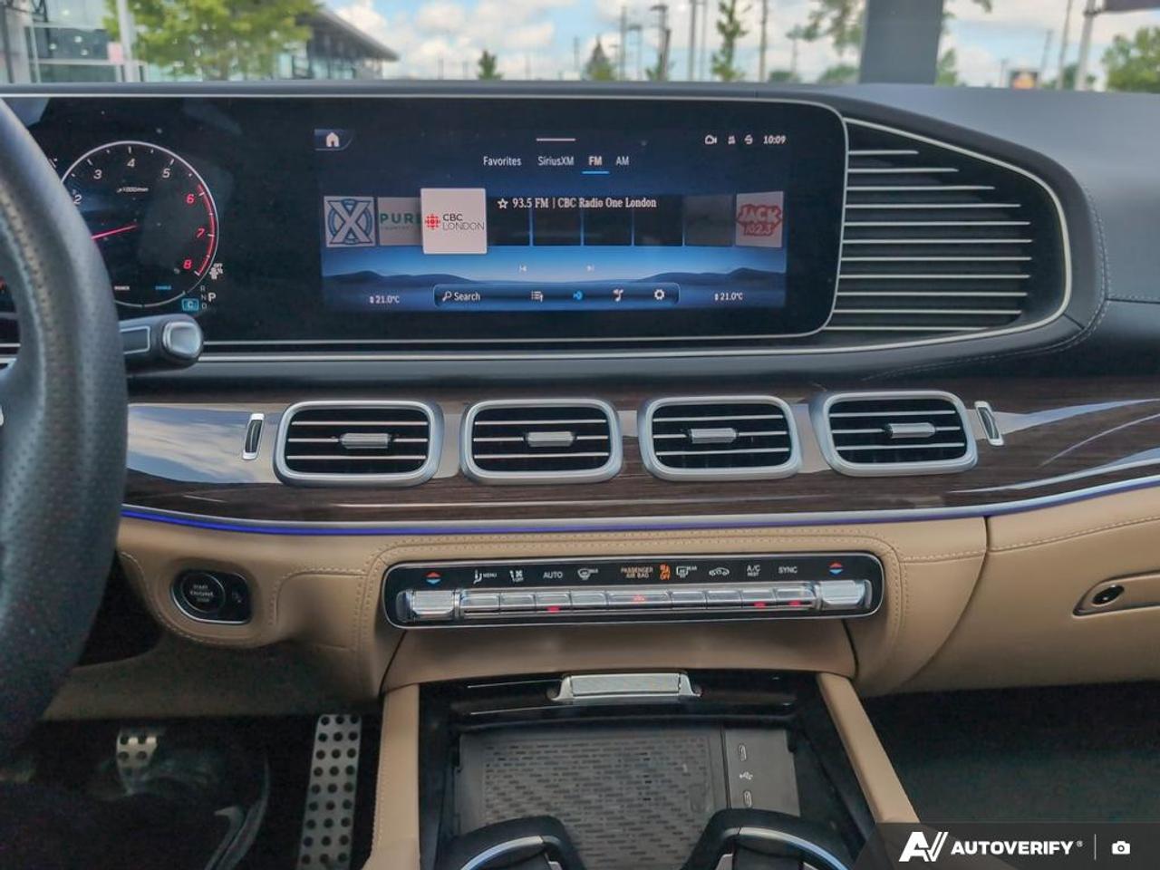 2025 Mercedes-Benz GLS 450 Base GLS 450 4dr All-Wheel Drive 4MATIC Photo
