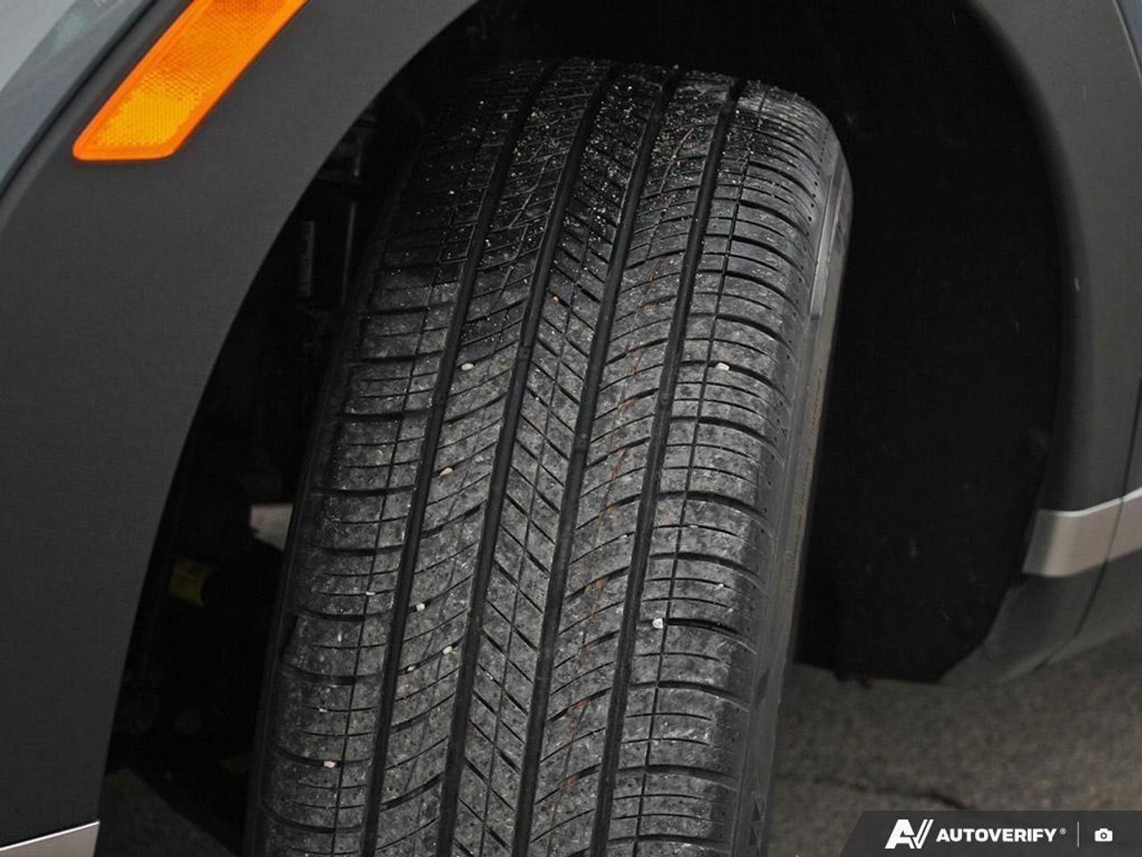 2025 Hyundai Santa Fe HEV Preferred 4dr All-Wheel Drive Photo