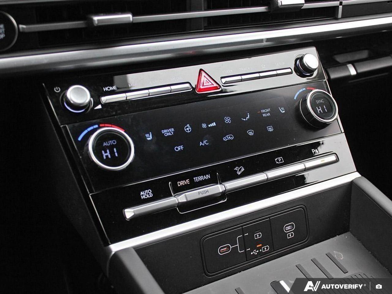 2025 Hyundai Santa Fe HEV Preferred 4dr All-Wheel Drive Photo