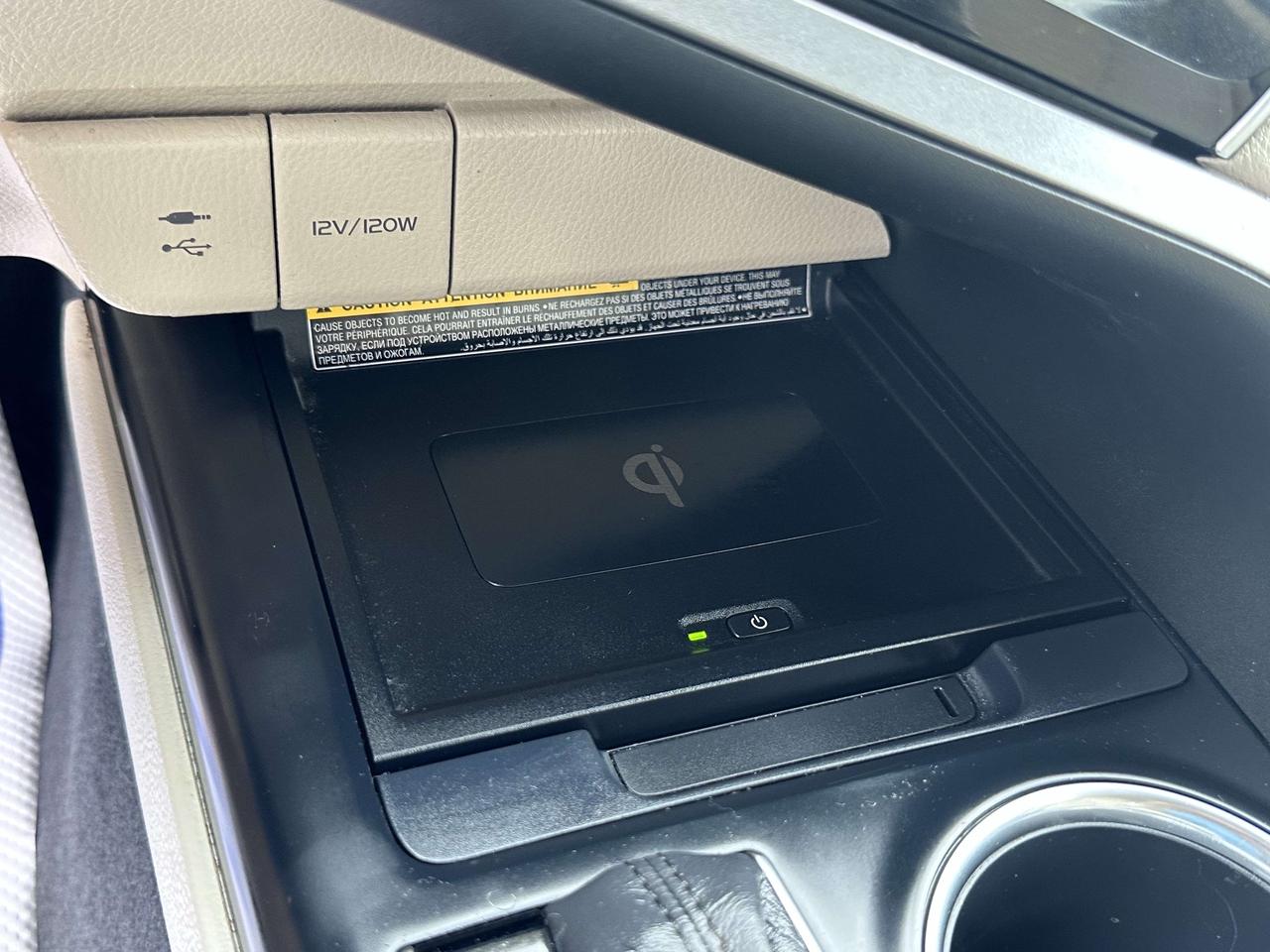 2018 Toyota Camry XLE ~ LEATHER ~ PANORAMIC ROOF ~ CERTIFIED Photo