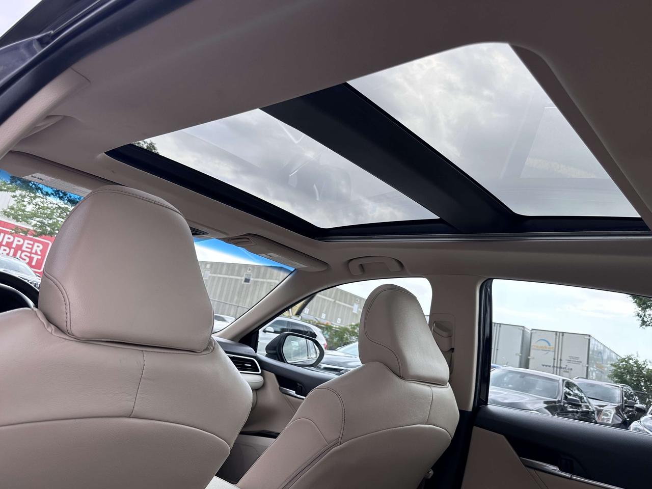 2018 Toyota Camry XLE ~ LEATHER ~ PANORAMIC ROOF ~ CERTIFIED Photo
