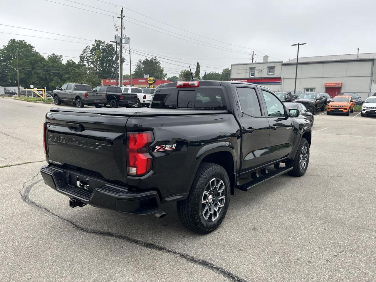 2024 Chevrolet Colorado Crew Cab Short Box 4-Wheel Drive Z71 Photo