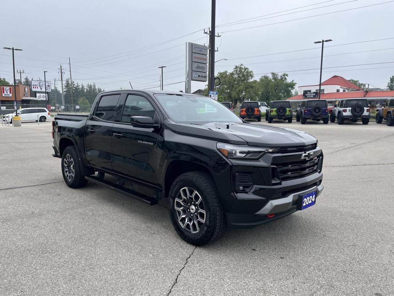 2024 Chevrolet Colorado Crew Cab Short Box 4-Wheel Drive Z71 Photo