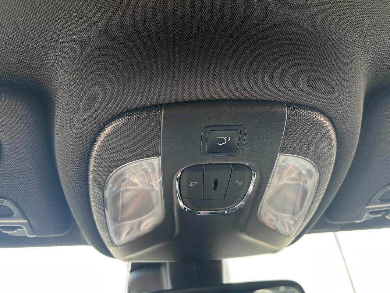 2024 Jeep Compass Altitude 4x4 Photo