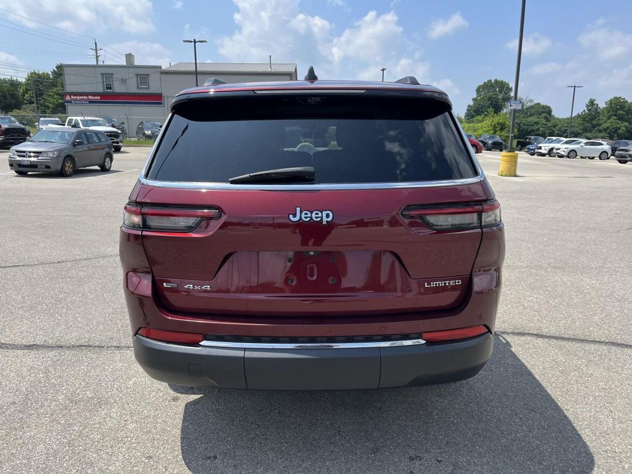 2022 Jeep Grand Cherokee L Limited 4x4 Photo