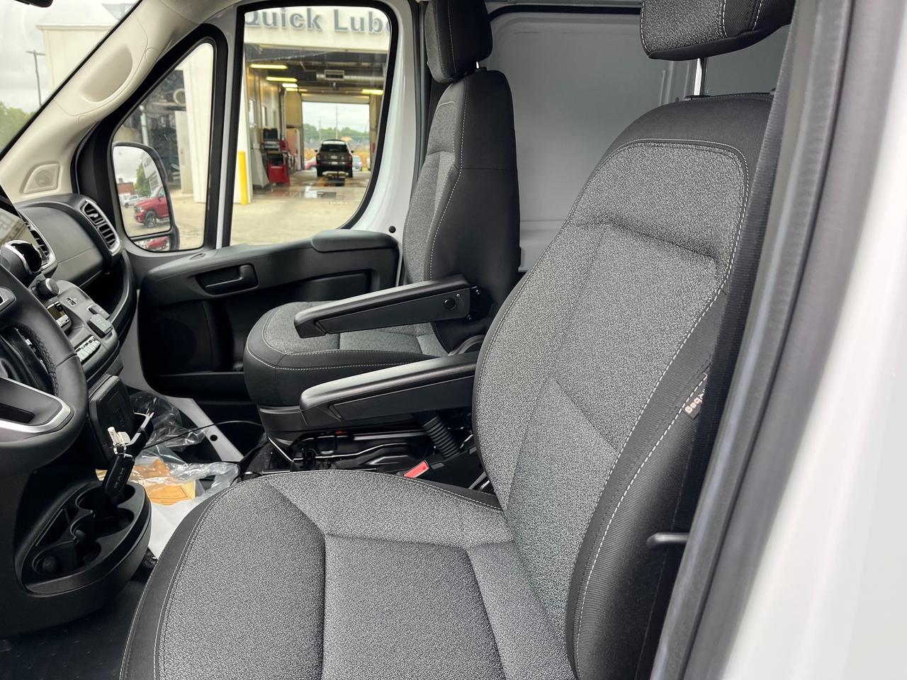 2025 RAM ProMaster Cargo Van SLT+ 2500 Low Roof 136 WB Photo