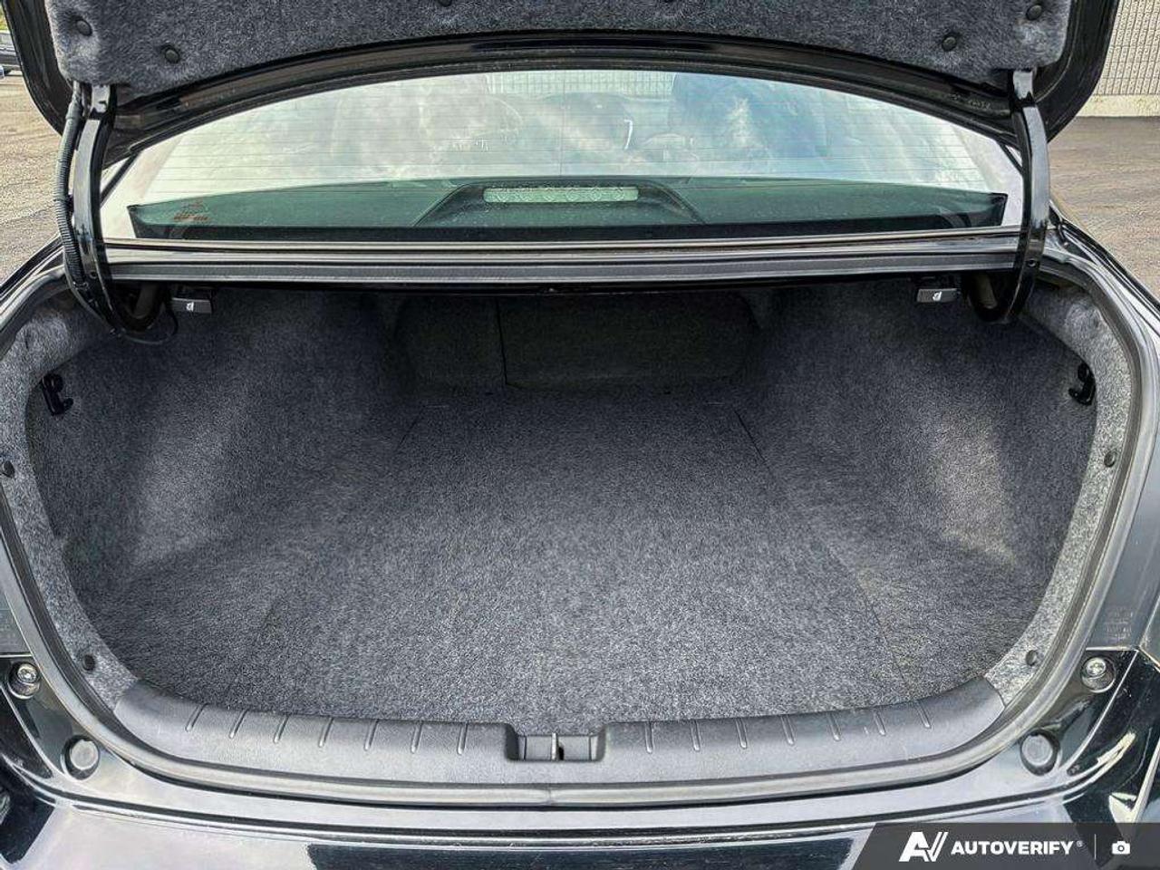 2017 Honda Accord 4dr I4 CVT Touring Photo
