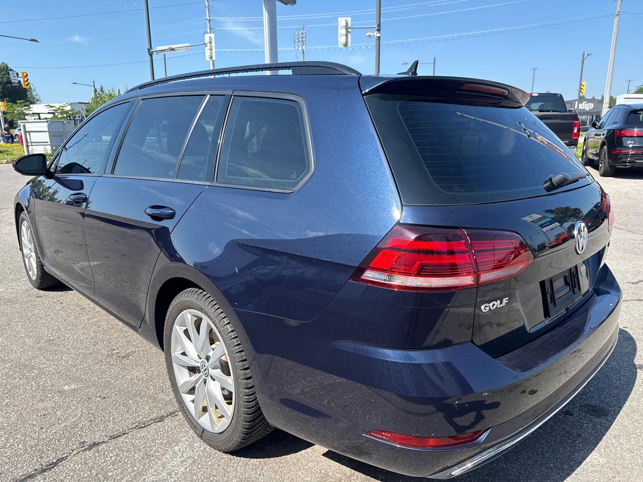 2018 Volkswagen Golf SportWagen 1.8 TSI Comfortline (A6) 4dr Front-Wheel Drive Wagon Photo