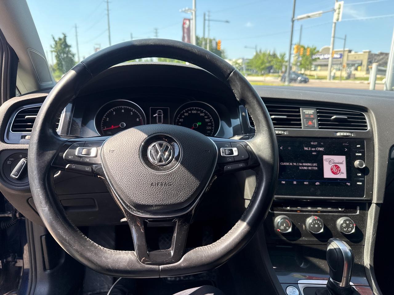 2018 Volkswagen Golf SportWagen 1.8 TSI Comfortline (A6) 4dr Front-Wheel Drive Wagon Photo