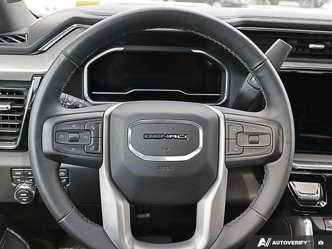 2024 GMC SIERRA 2500HD DENALI, 6.6L DIESEL V8, ALLOYS, LEATHER, SUNROOF, CERTIFIED PREOWNED! Photo