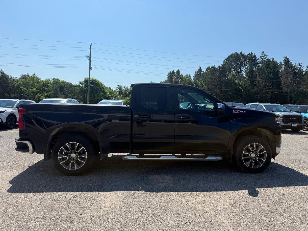 2022 Chevrolet Silverado 1500 LTD LT BRAY ORIGINAL. RUNNING BOARDS. BEDLINER. TRAILE Photo