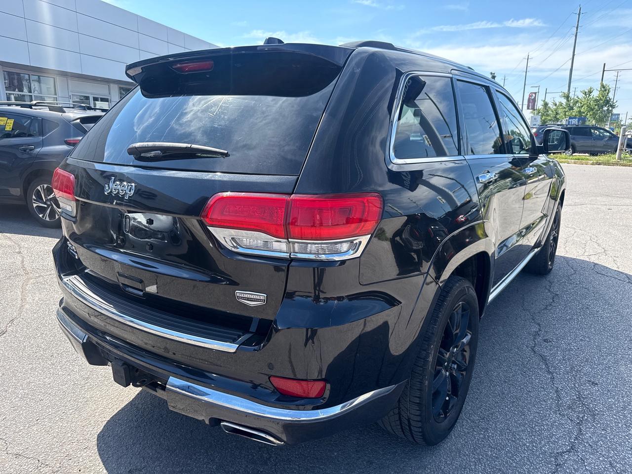 2014 Jeep Grand Cherokee Summit 4dr 4x4 Photo