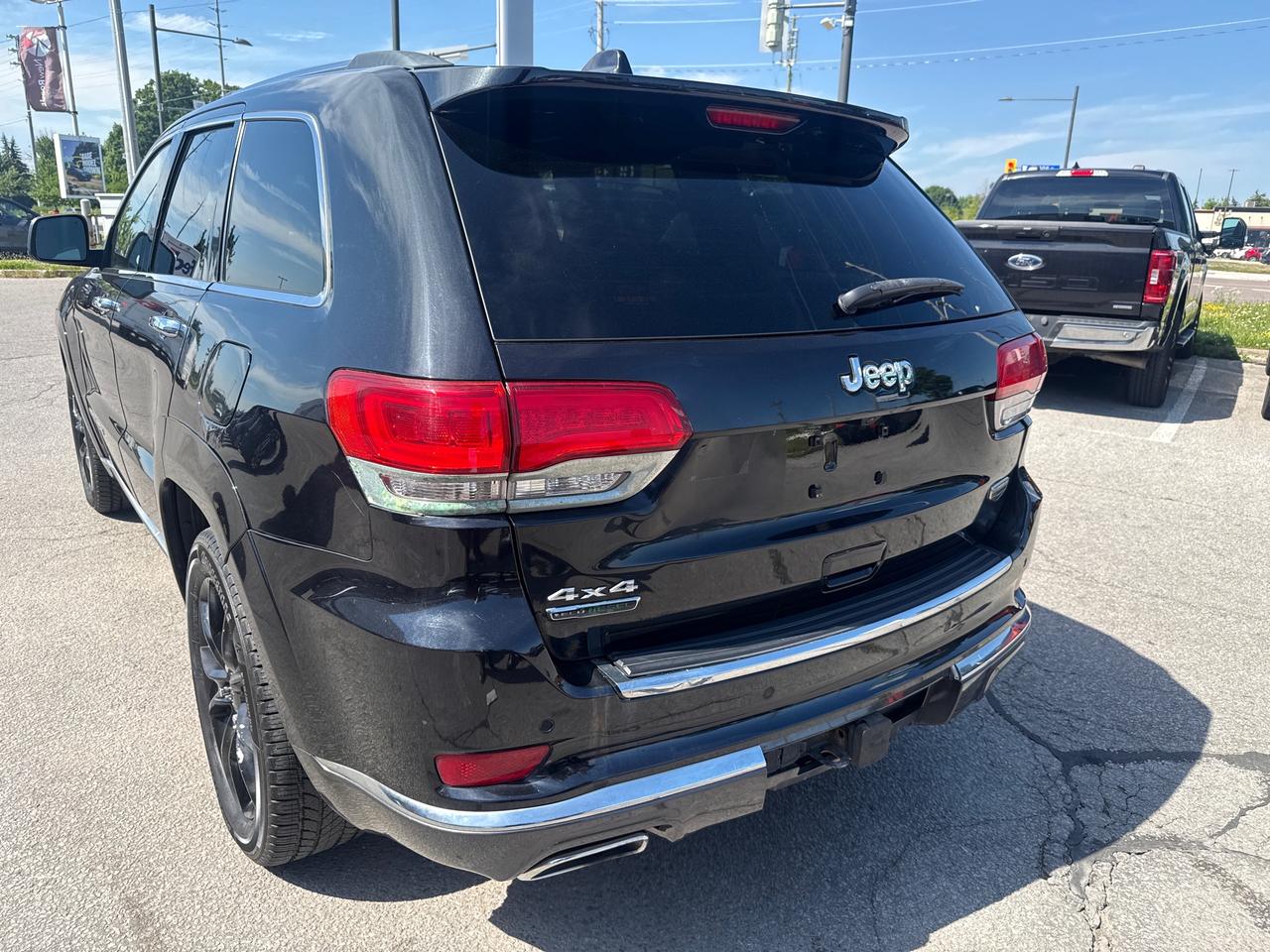 2014 Jeep Grand Cherokee Summit 4dr 4x4 Photo