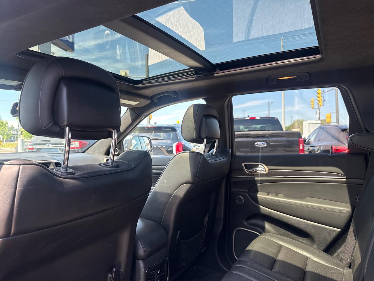 2014 Jeep Grand Cherokee Summit 4dr 4x4 Photo