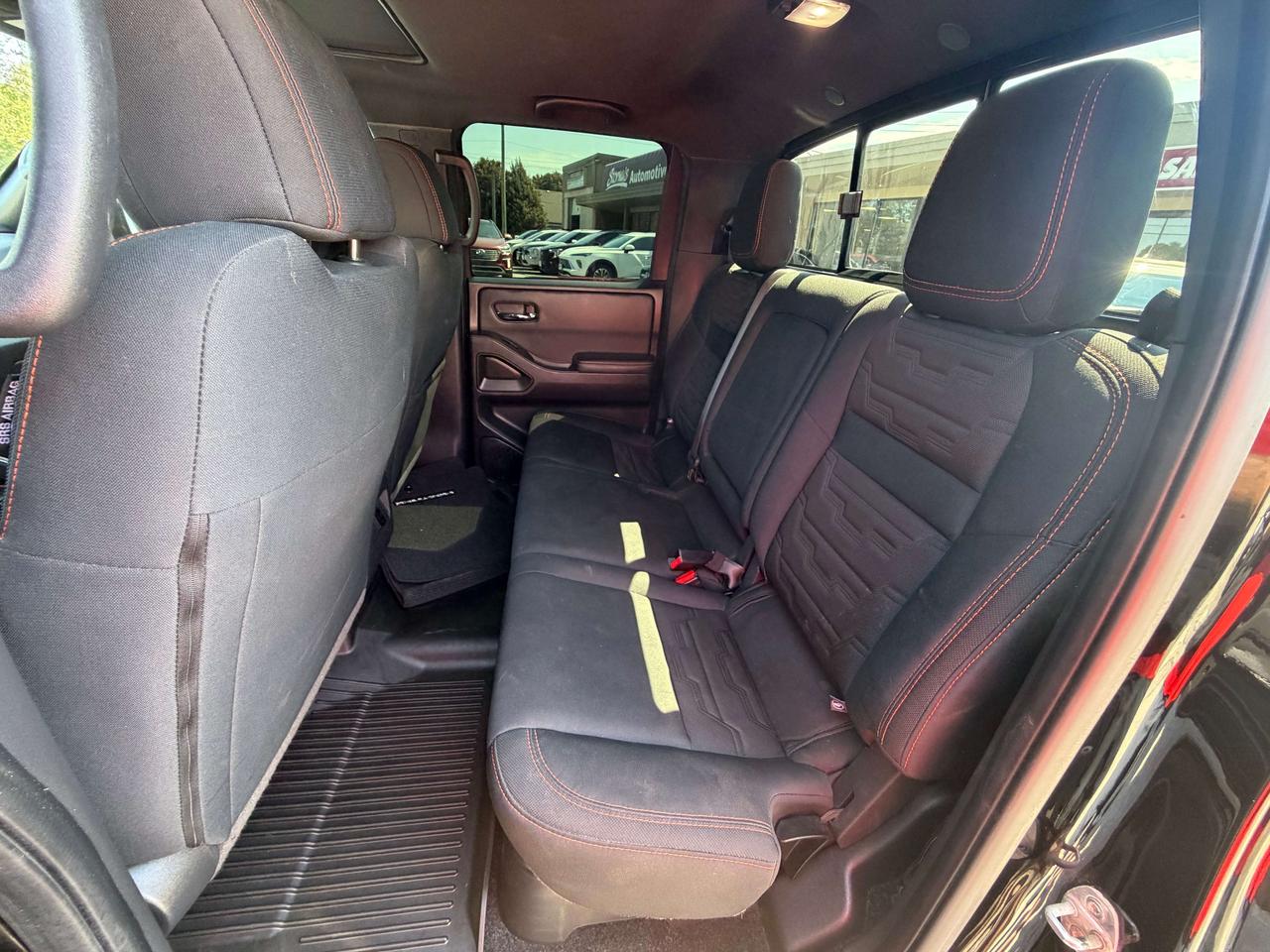 2024 Nissan Frontier PRO-4X/4X4/CALL BELLEVILLE 613-961-8848 FOR MORE I Photo