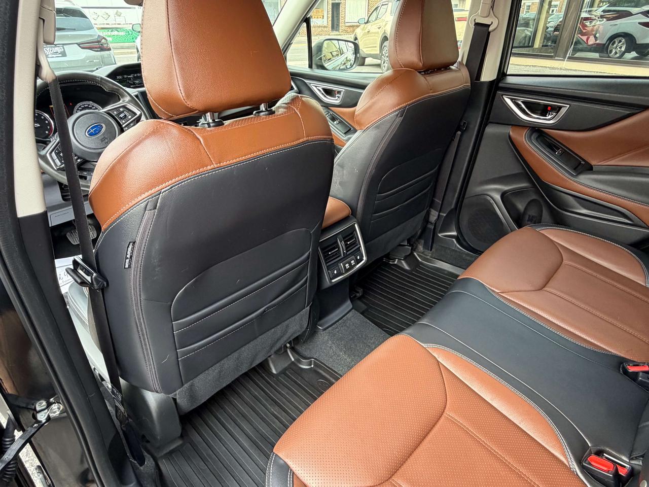 2024 Subaru Forester Premier **CALL BELLEVILLE@613-961-8848 Photo