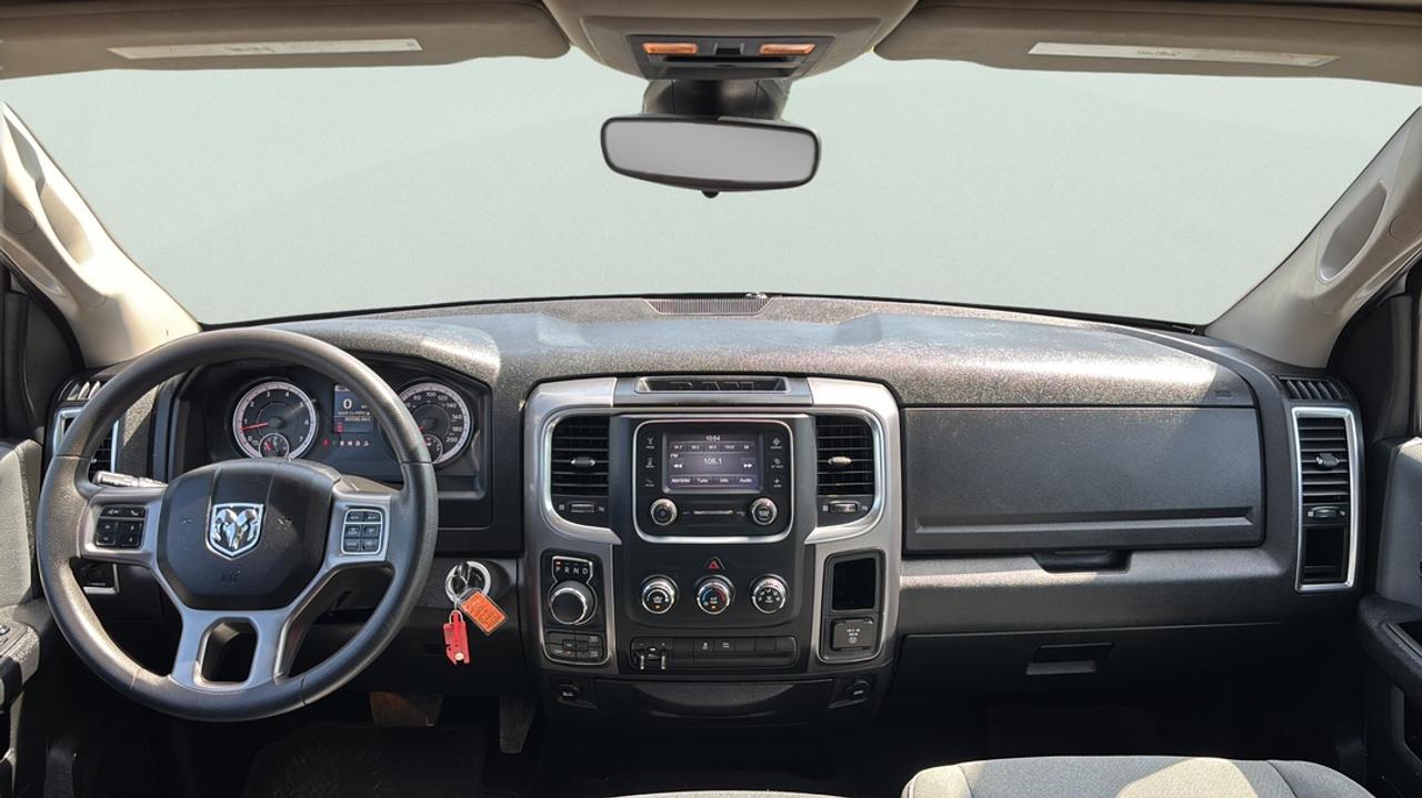 2023 RAM 1500 SLT 5.7L V8 Photo