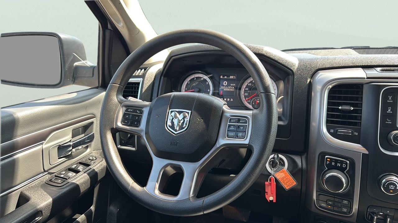 2023 RAM 1500 SLT 5.7L V8 Photo