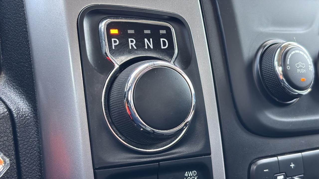 2023 RAM 1500 SLT 5.7L V8 Photo