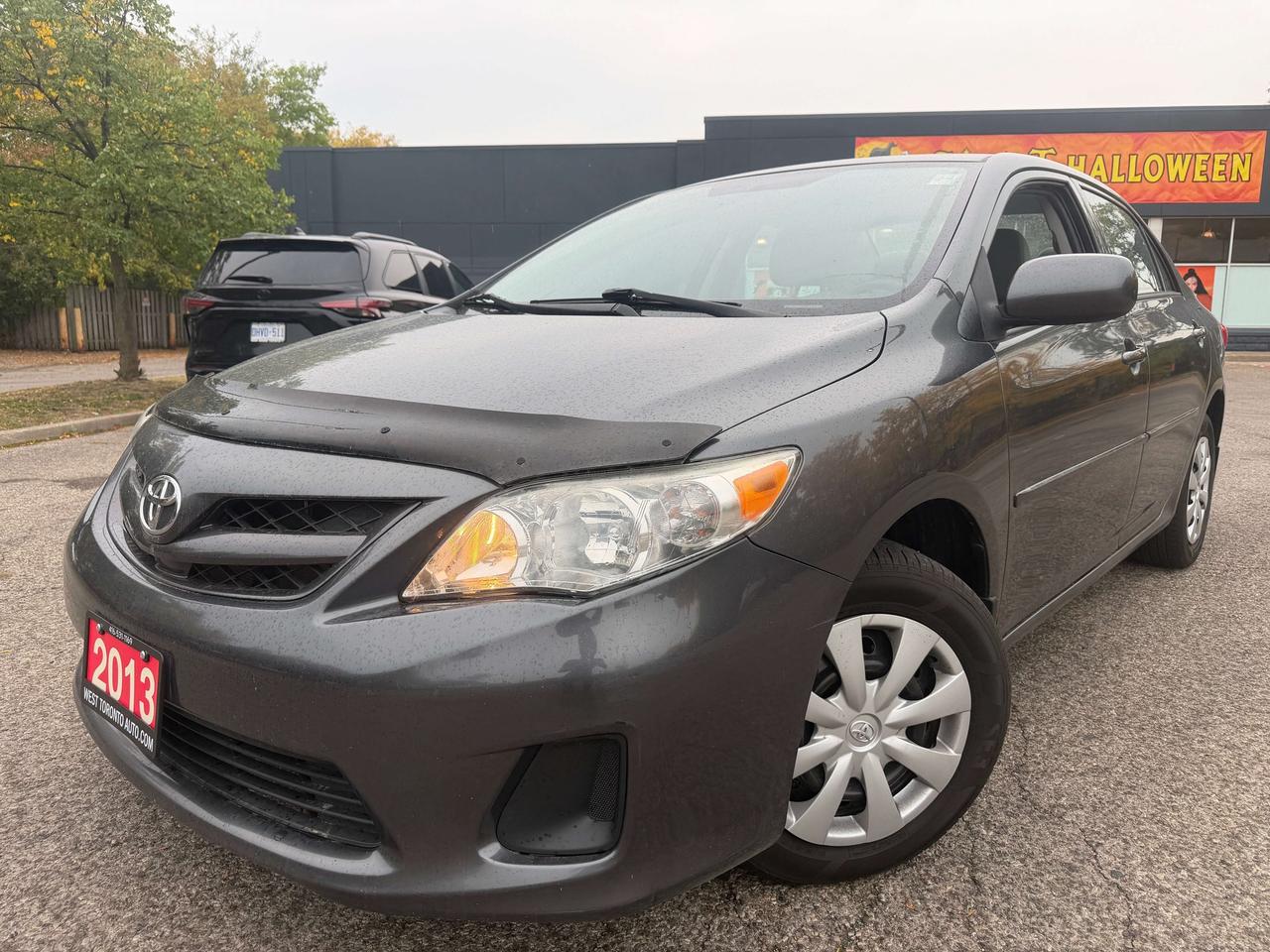 2013 Toyota Corolla 4dr Sdn Auto CE/ CAR FAX CLEAN !!  111849 KMS Photo0