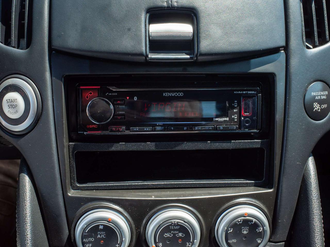 2017 Nissan 370Z - Aluminum Wheels   CD Player Photo