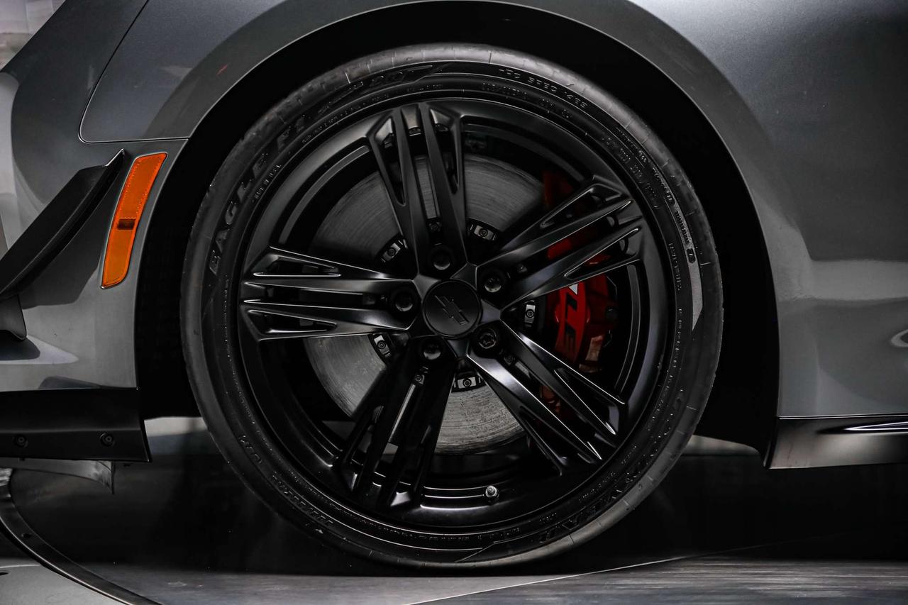 2023 Chevrolet Camaro ZL1 1LE EXTREME TRACK PACK MANUAL 650HP LOWKM Photo