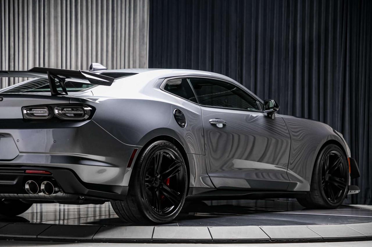 2023 Chevrolet Camaro ZL1 1LE EXTREME TRACK PACK MANUAL 650HP LOWKM Photo