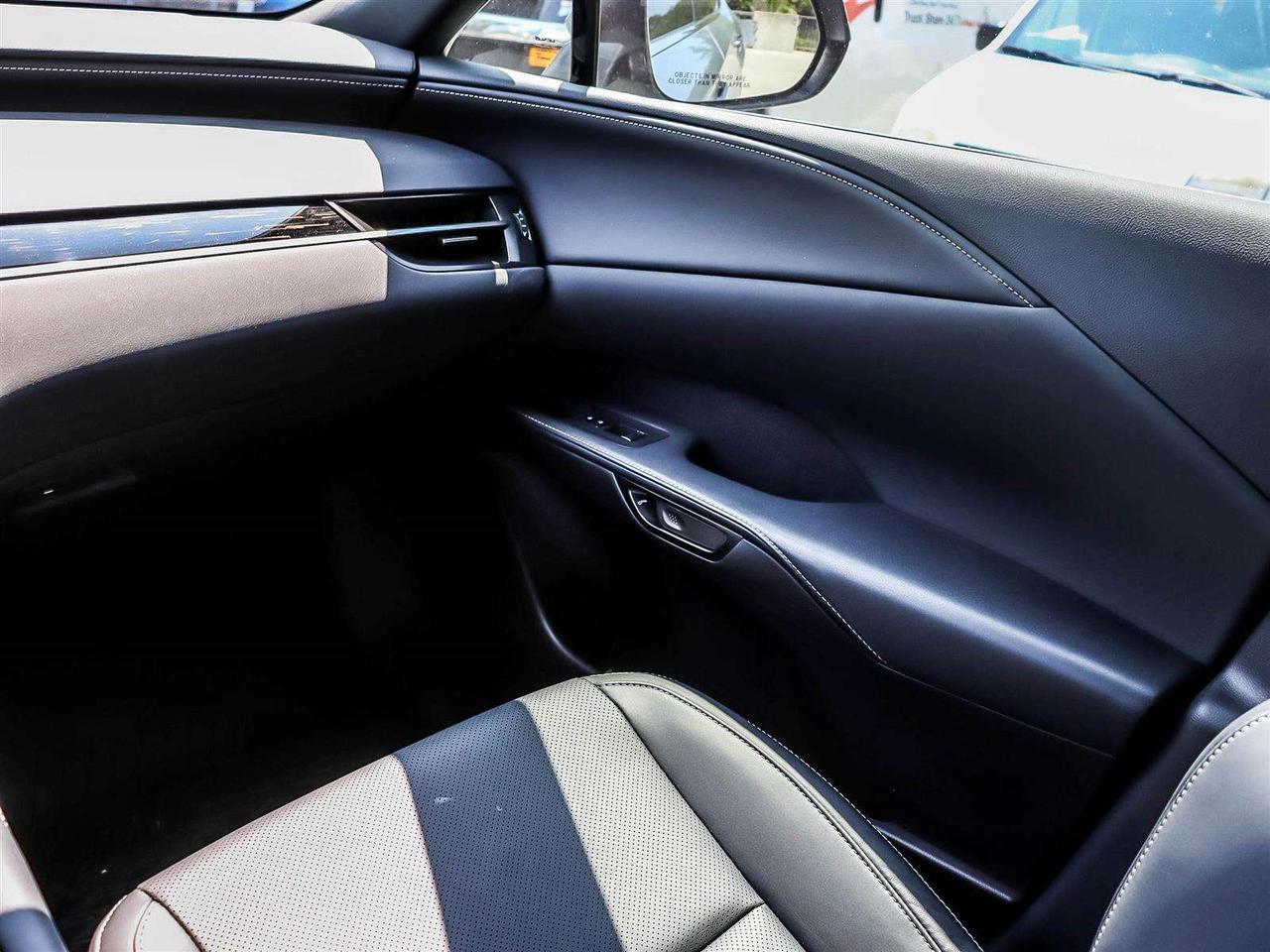 2025 Lexus RX PREMIUM AWD 2.4L TURBO ADAPTIVE CRUISE Photo