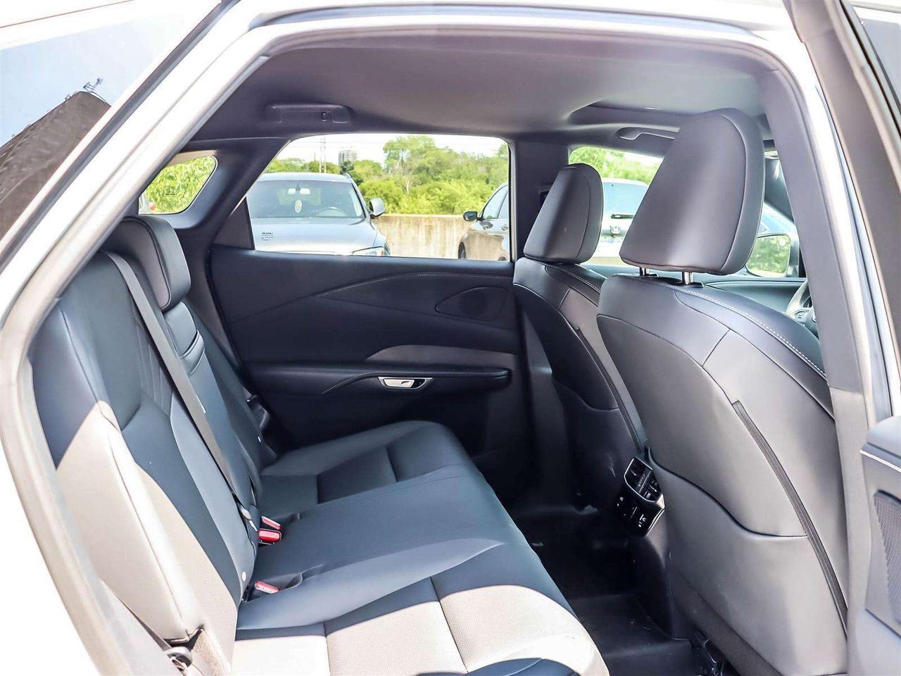 2025 Lexus RX PREMIUM AWD 2.4L TURBO ADAPTIVE CRUISE Photo