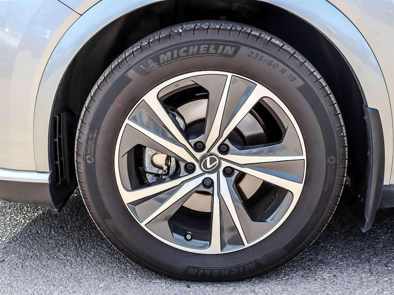 2025 Lexus RX PREMIUM AWD 2.4L TURBO ADAPTIVE CRUISE Photo
