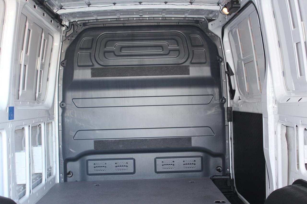 2019 Mercedes-Benz Sprinter Cargo Van 144" - LOW ROOF - 3.0L DIESEL - 2 SEATER Photo