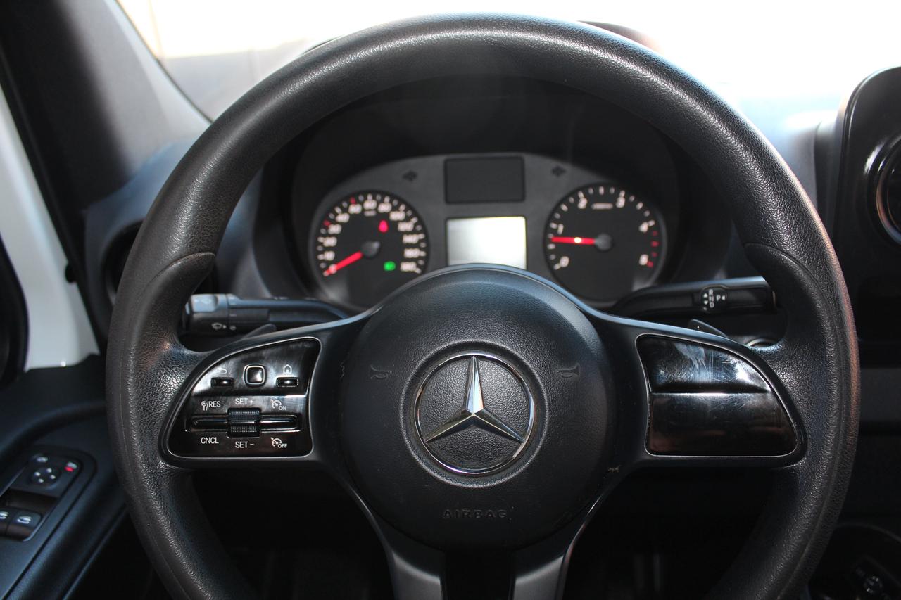 2019 Mercedes-Benz Sprinter Cargo Van 144" - LOW ROOF - 3.0L DIESEL - 2 SEATER Photo